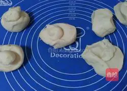 Illustration of how to make white bread 6