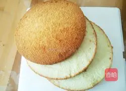 Illustration of how to make Doraemon birthday cake 1