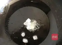 Illustration of how to make five-spice braised chicken feet 3