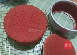 Red Velvet Strawberry Naked Cake Recipe Illustration 12