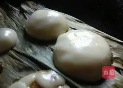 Illustration of homemade donkey rolling 2