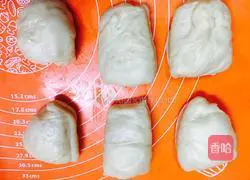 Illustration of how to make Hong Kong-style pineapple buns 8