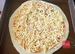 Double Illustration of making sausage thin crust pizza 6