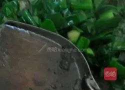 Illustration of how to make delicious knife-shaped noodles 2