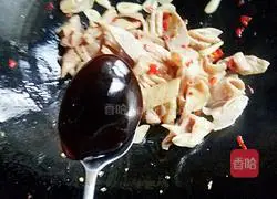 Illustration of how to make spicy beef intestines 8