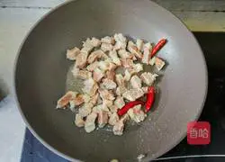 Illustration of how to make braised beef and stewed radish 7