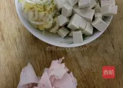 Illustration of how to make pickled cabbage and tofu 1