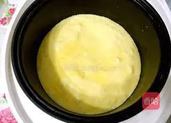 Illustration of how to make rice cooker cake 9