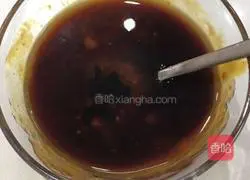 Illustration of three-juice braised chicken wings 3