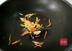 Illustration of how to make scissor noodles 10