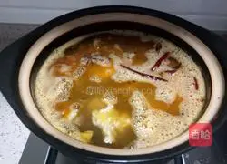 Illustration of how to cook mutton in clay pot 9
