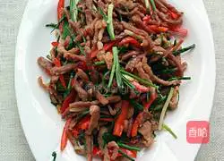 Illustration of how to make shredded pork with green onions 8