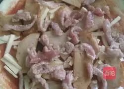 Illustration of how to make homemade pizza 9