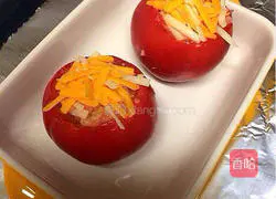 Tomato and tuna grilled cheese Illustration of how to do it 8