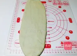 Illustration of how to make French bread sticks 4