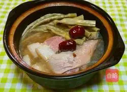 Illustration of how to make tender bacon duck leg stew (pickled fresh) 8