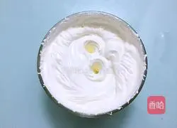 Illustration of how to make a cake box 15