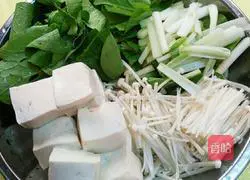 Pictures of how to make cabbage and tofu soup 2