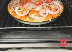 Chicken Breast Pizza (Oven Version) Recipe Illustration 12