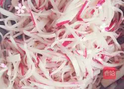 Illustration of how to make crispy radish balls 4