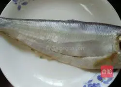 Illustration of how to make steamed anchovies 1