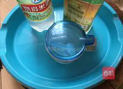 Illustration of how to make fish in sour soup 2