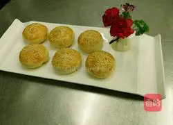 Illustration of how to make crispy barbecue cake 18