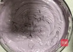 Chocolate Blueberry Cake Recipe Illustration 6