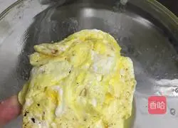 Illustration of how to make homely Mushu Pork 5