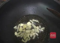 Illustration of how to make braised chicken wings with curry potatoes 2