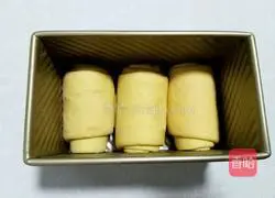 Illustration of how to make toast box steamed buns 14