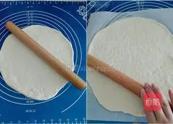Italy Illustration of how to make vanilla pancakes 6