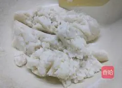 Gold Pillow Cake Recipe Illustration 9