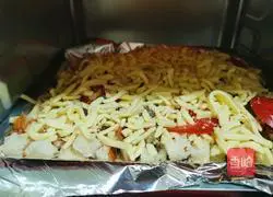 Illustration of how to make homemade pizza 9