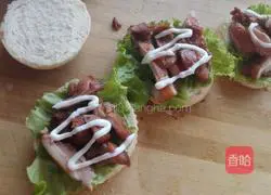 Orleans Chicken Leg Burger Recipe Illustration 9