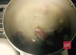Illustration of how to make pickled fish in open stove 5