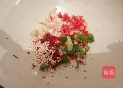 Illustration of how to make cold lotus root 4