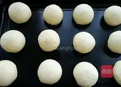 Coconut bean paste bread recipe 13