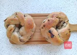 Raisin Garland Bread ( Illustration of one-time fermentation) 14