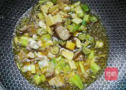 Illustration of how to make Mushu pork slices 3