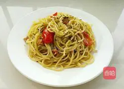 Illustration of how to make avocado and bacon pasta 10