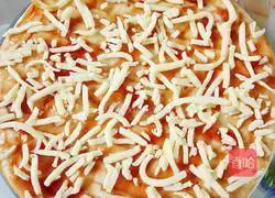 Bacon Cheese Pizza Recipe Illustration 5