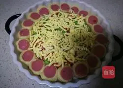 Illustration of how to make ham ring sausage pizza 17