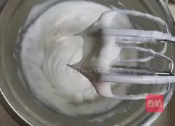 Red Velvet Strawberry Naked Cake Recipe Illustration 7