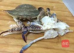 Illustration of how to make stir-fried crabs with onion and ginger 3