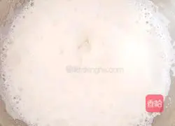 Illustration of how to make orange chiffon cake 10