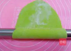 Illustration of how to make vegetable dough 4