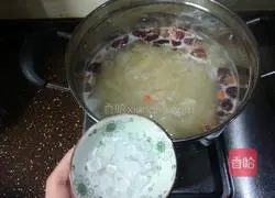 Recipe for Lily, Red Date, Wolfberry and Tremella Soup 5