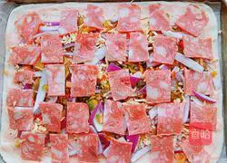 Illustration of how to make bacon pizza 8