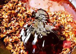 Illustration of how to make black bean beef sauce 10